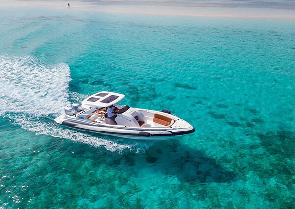Motorboat to the Island
